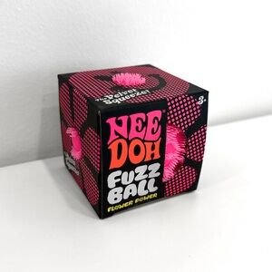Needoh Flower Power Fuzzball Pink